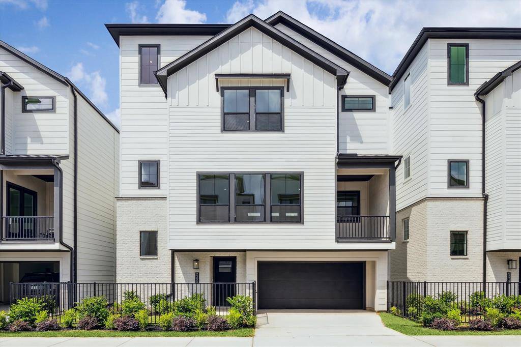 Houston, TX 77004,2217 Dennis ST