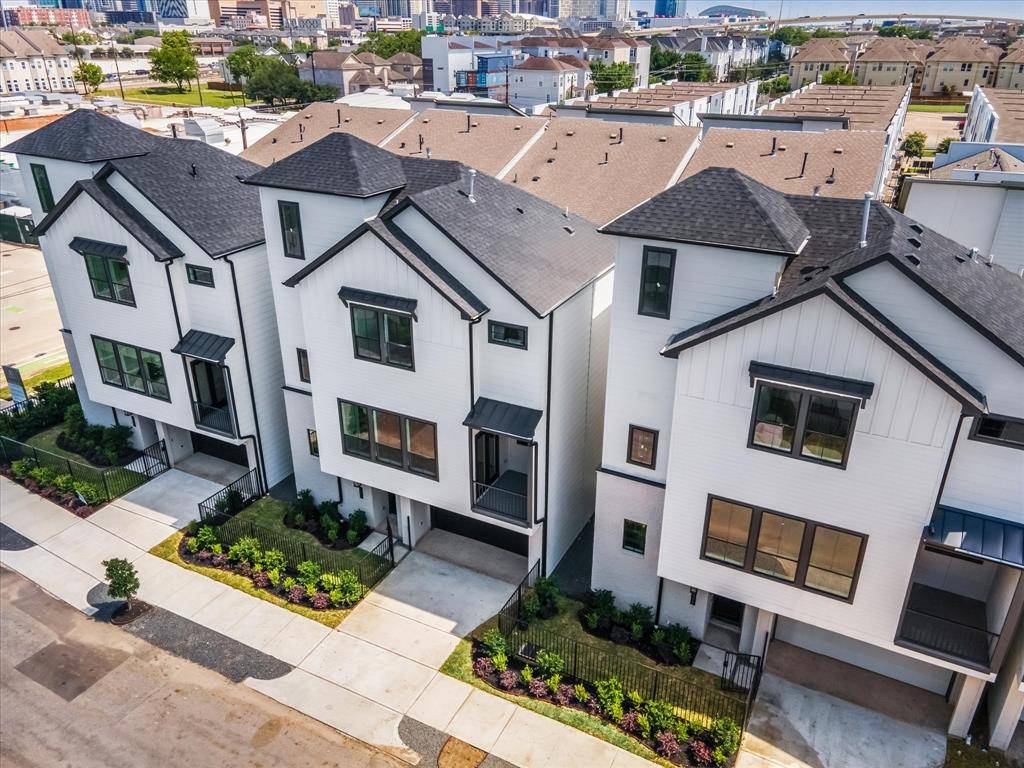 Houston, TX 77004,2217 Dennis ST