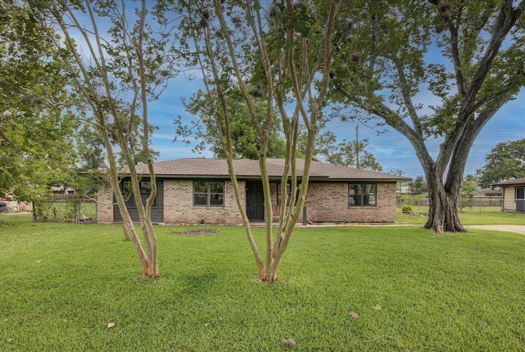 Richwood, TX 77531,229 Burkett ST