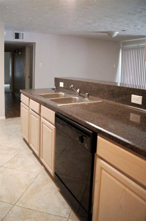 The Woodlands, TX 77382,8051 Bay Branch DR #412
