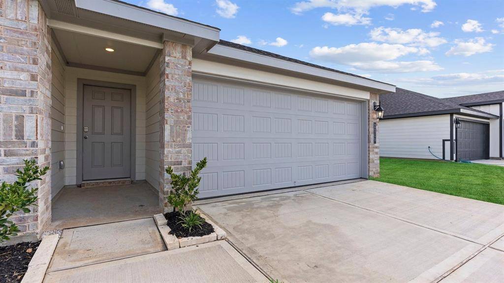 Fresno, TX 77545,5110 Sunset Oaks Dr