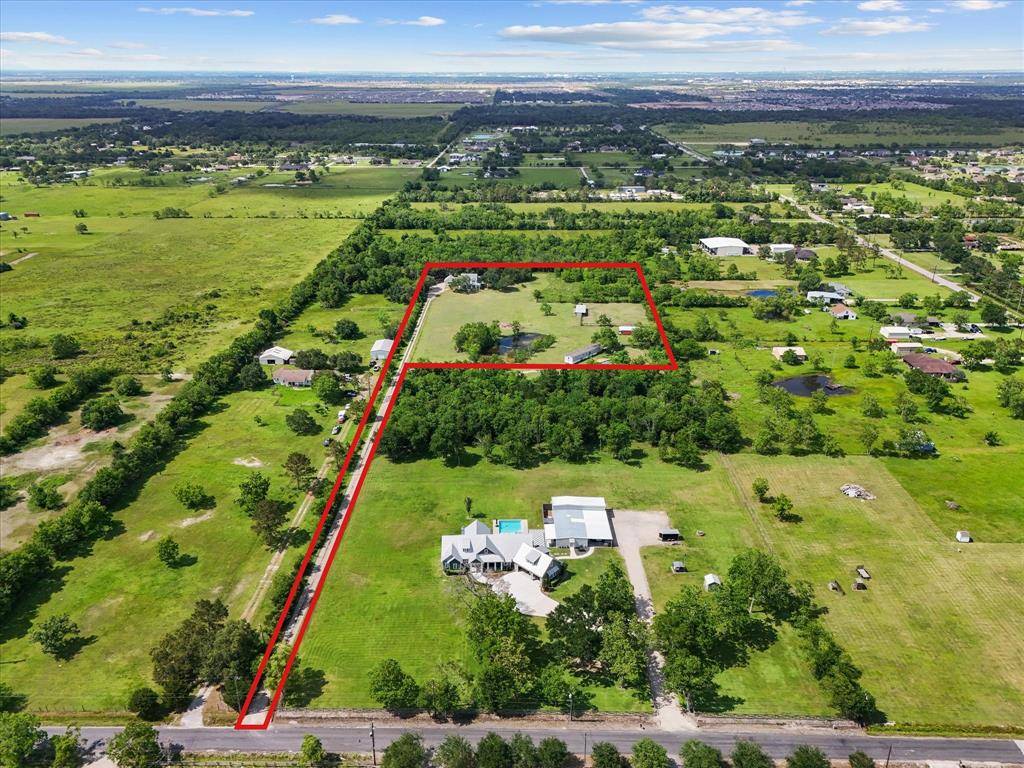 Santa Fe, TX 77517,8253 Carolyn ST