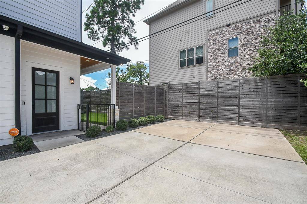 Houston, TX 77043,1315 Wycliffe DR