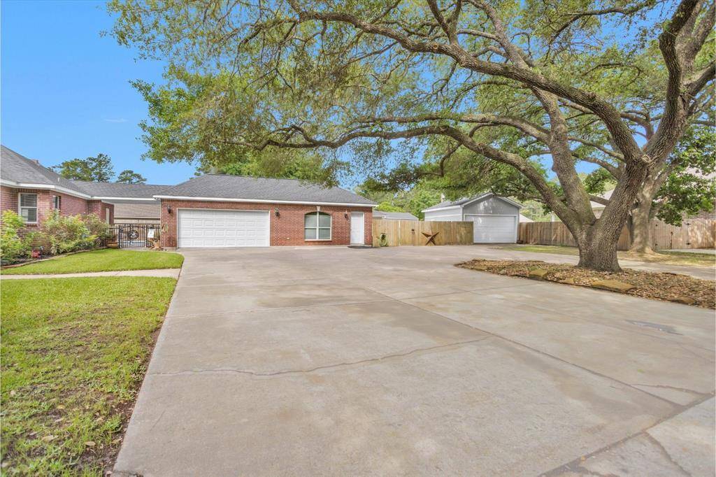 Magnolia, TX 77354,303 Beaumont DR