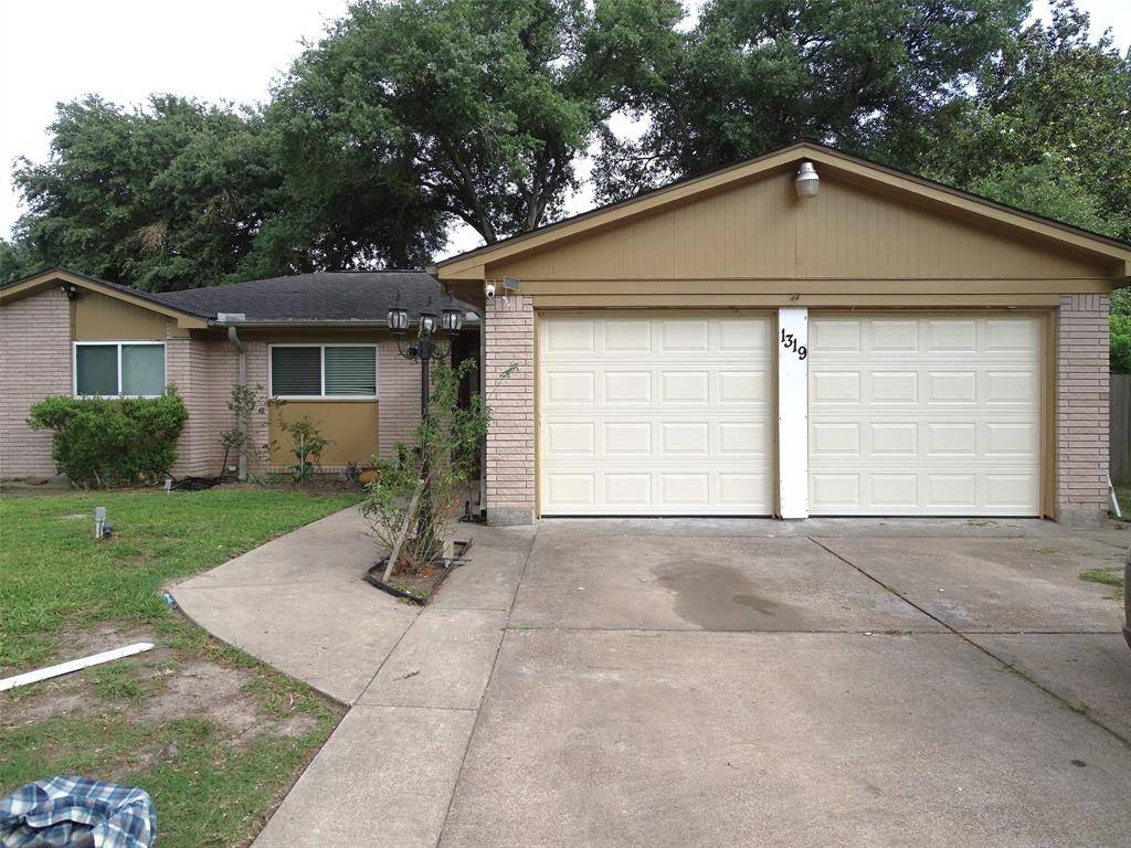 Houston, TX 77088,1319 Saddle Rock DR