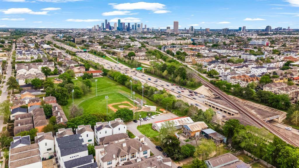 Houston, TX 77007,5703 Cornish ST