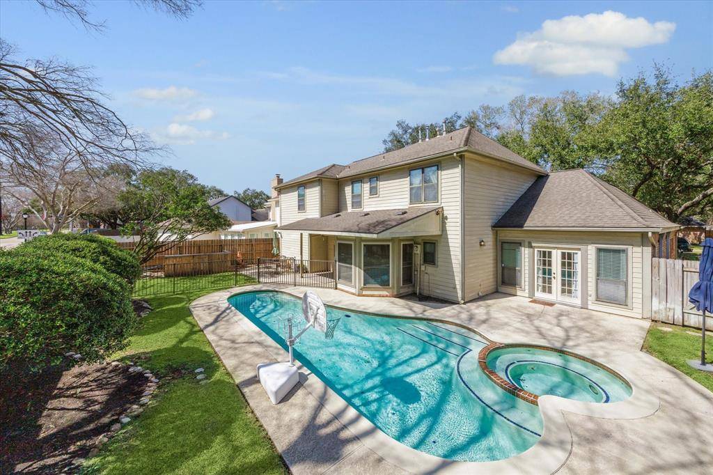 Sugar Land, TX 77478,1746 Carriage WAY