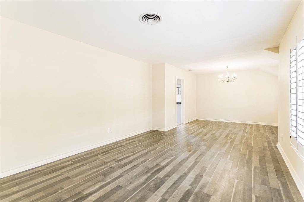 Houston, TX 77096,5247 Ariel ST