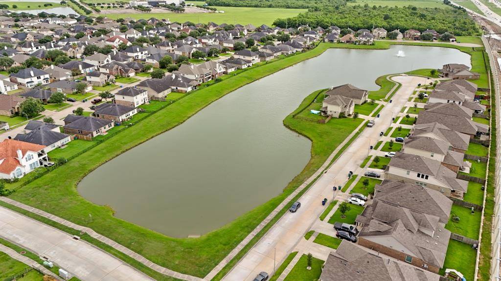 Manvel, TX 77578,16 Montecito LN