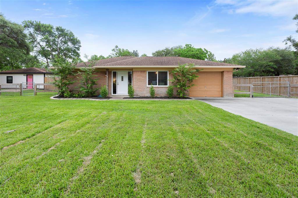 Santa Fe, TX 77510,12415 32nd ST