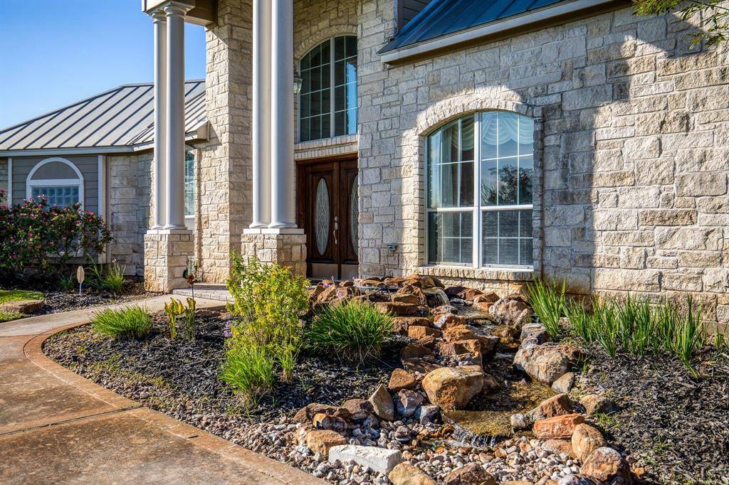 Navasota, TX 77868,3004-B FM 2 RD