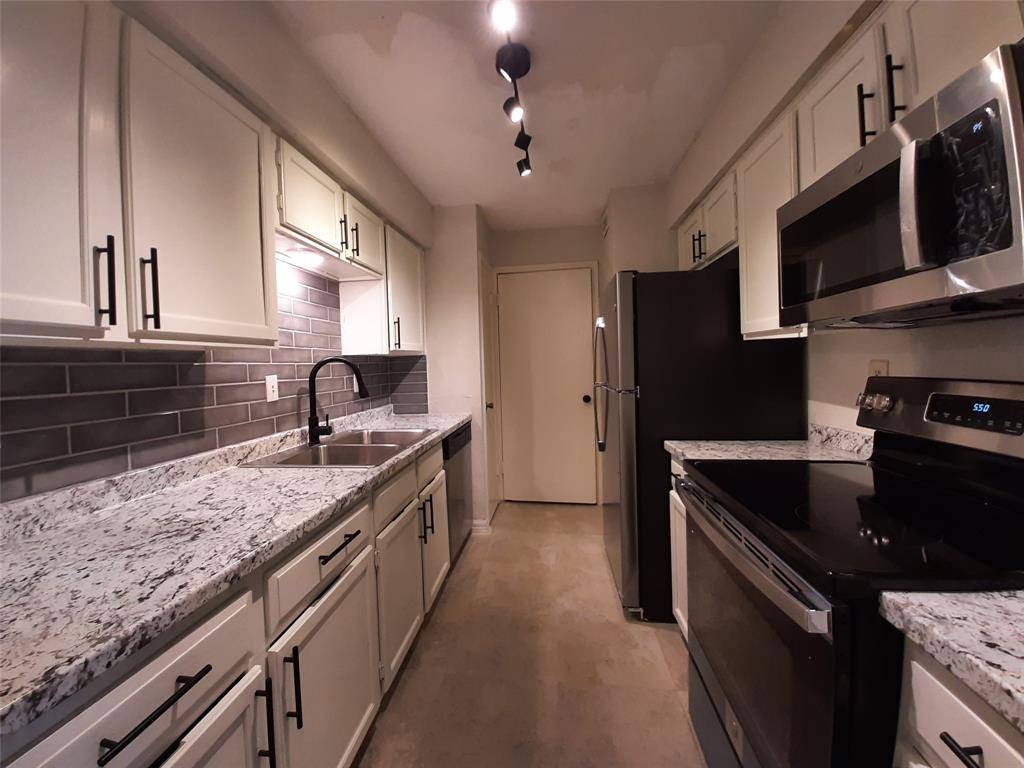 Houston, TX 77099,9700 Leawood BLVD #1105