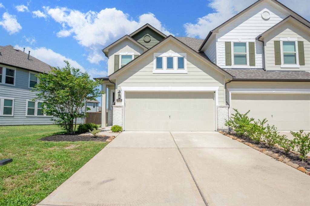 Pasadena, TX 77505,5529 Evanston LN