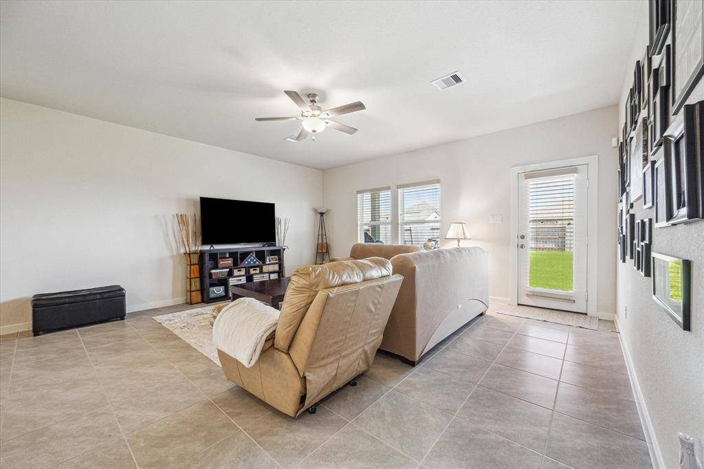 Texas City, TX 77591,10208 Discovery LN