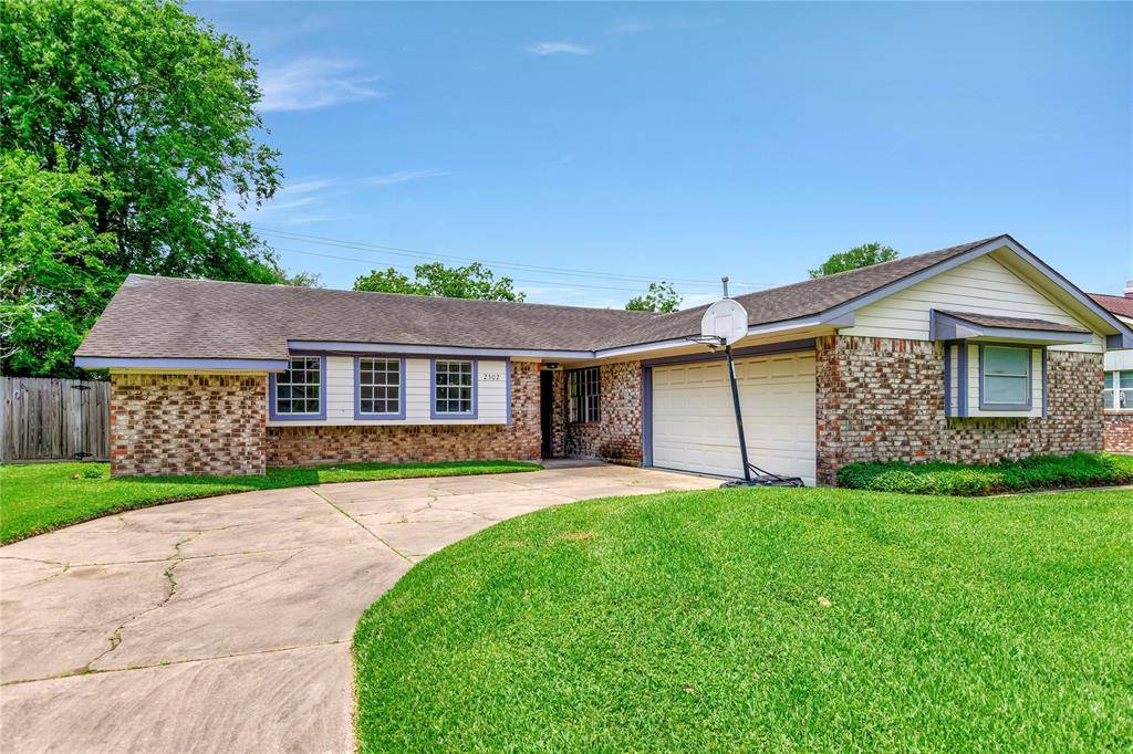 Pearland, TX 77581,2302 Cedar ST