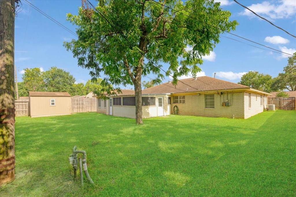 Pasadena, TX 77502,731 Dunwick LN