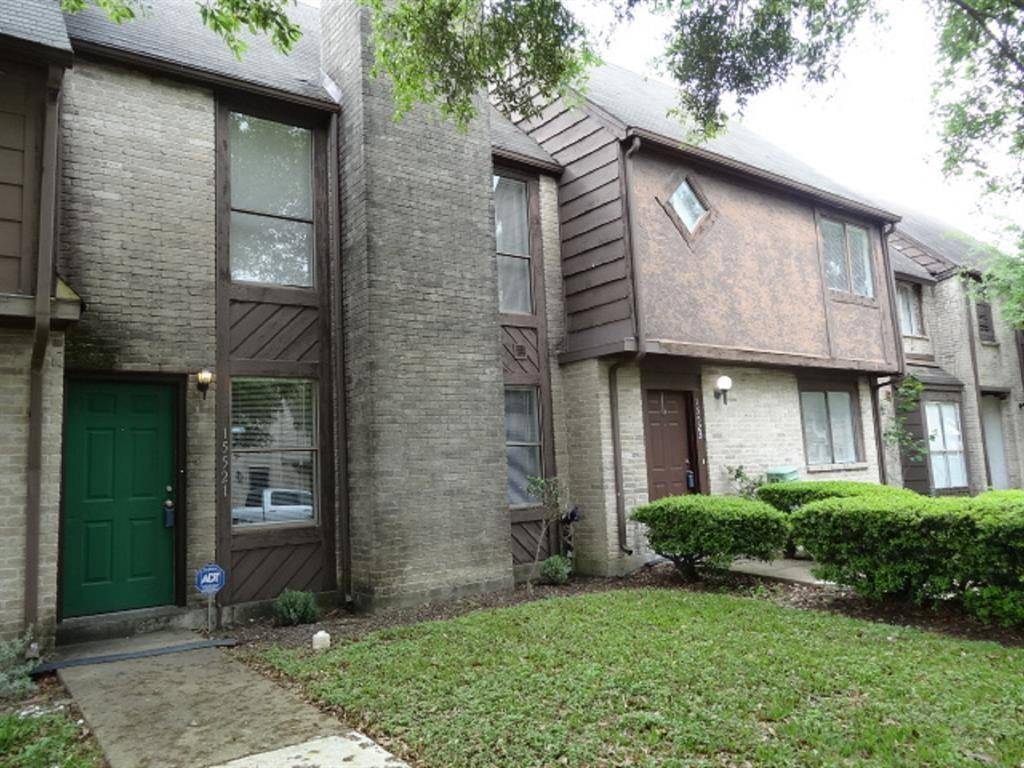 Houston, TX 77032,15521 Weldon DR