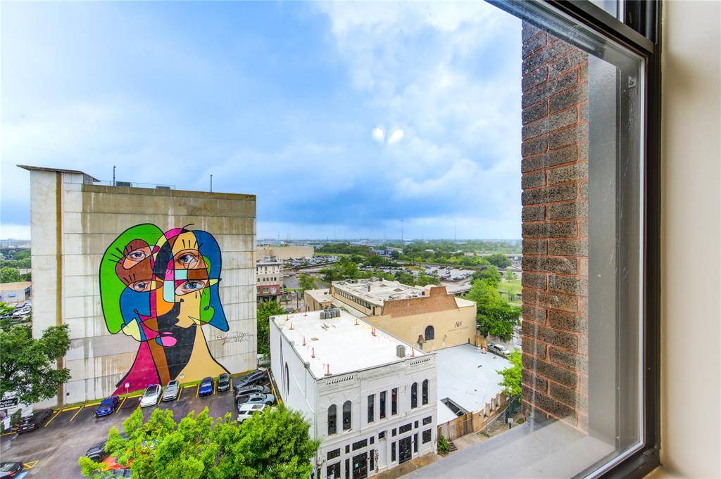 Houston, TX 77002,915 Franklin ST #6F