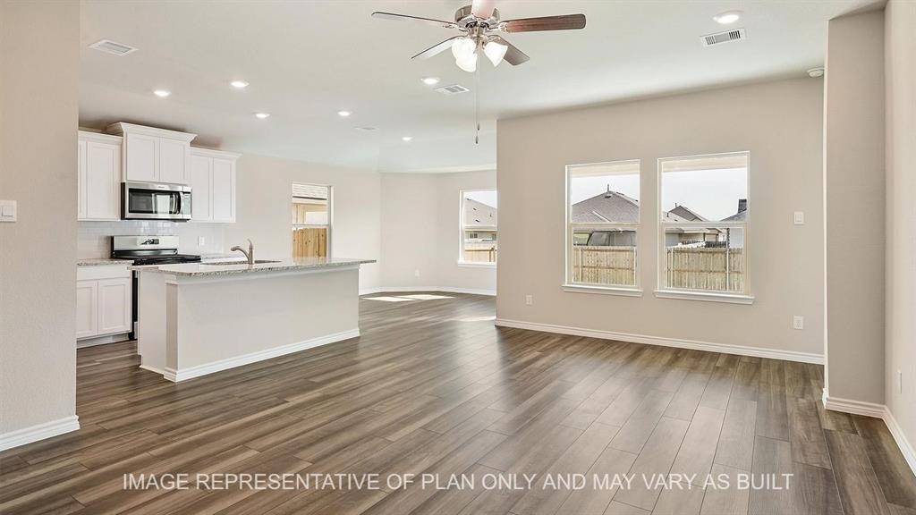 Brenham, TX 77833,906 Legrand ST