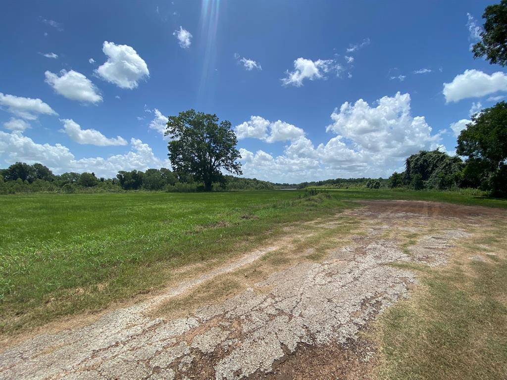 Sealy, TX 77474,108 River Ridge RD