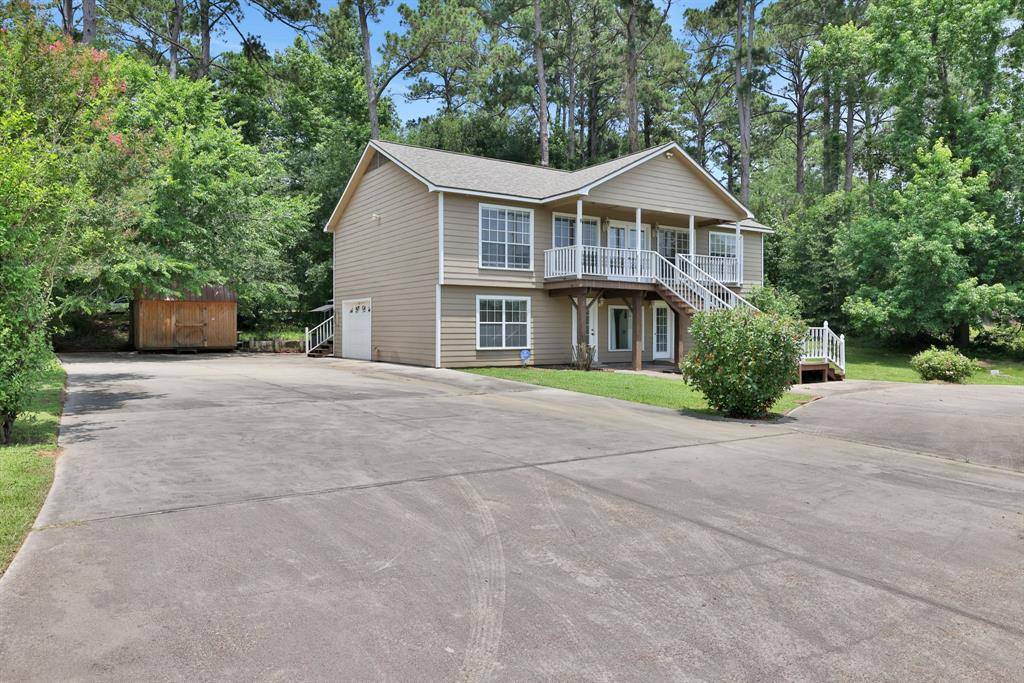 Coldspring, TX 77331,360 Holiday LN