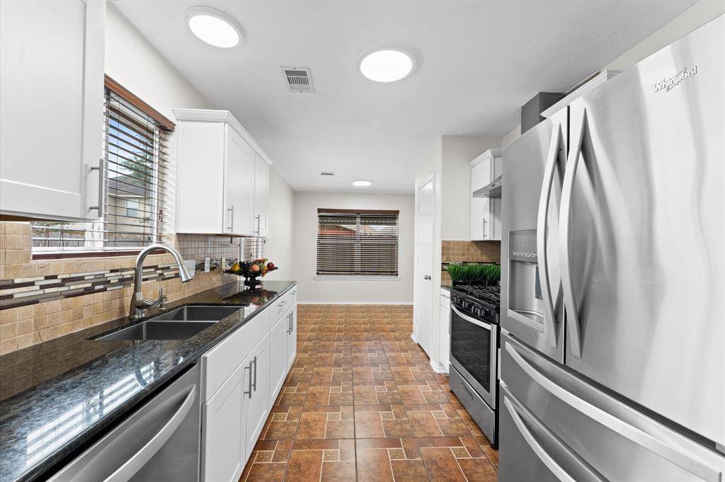 Houston, TX 77034,10914 Kelly Hill CT
