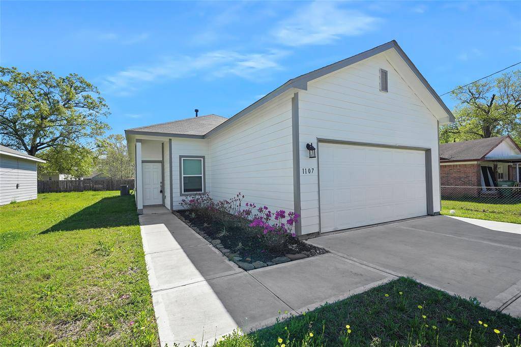 Cleveland, TX 77327,1107 Fenner ST