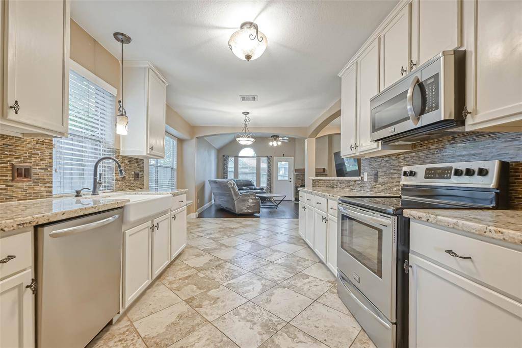 Montgomery, TX 77356,3810 Inverness WAY