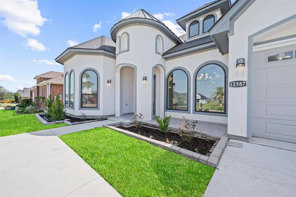 Willis, TX 77318,12587 St Ann CT
