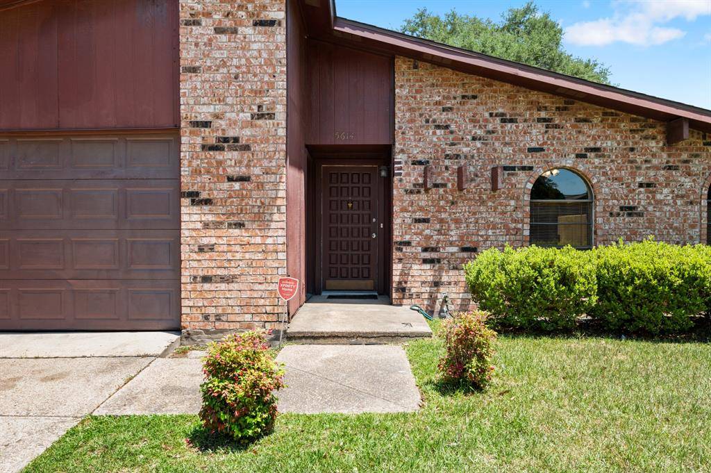 Houston, TX 77088,5614 Hardwood Forest DR