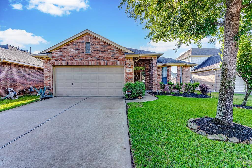 Houston, TX 77040,7810 Gray Jay CT