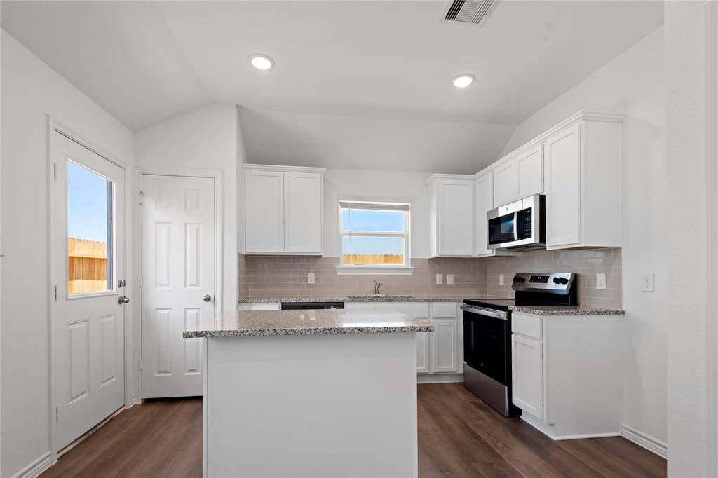 Dayton, TX 77535,818 Stoney Point LN