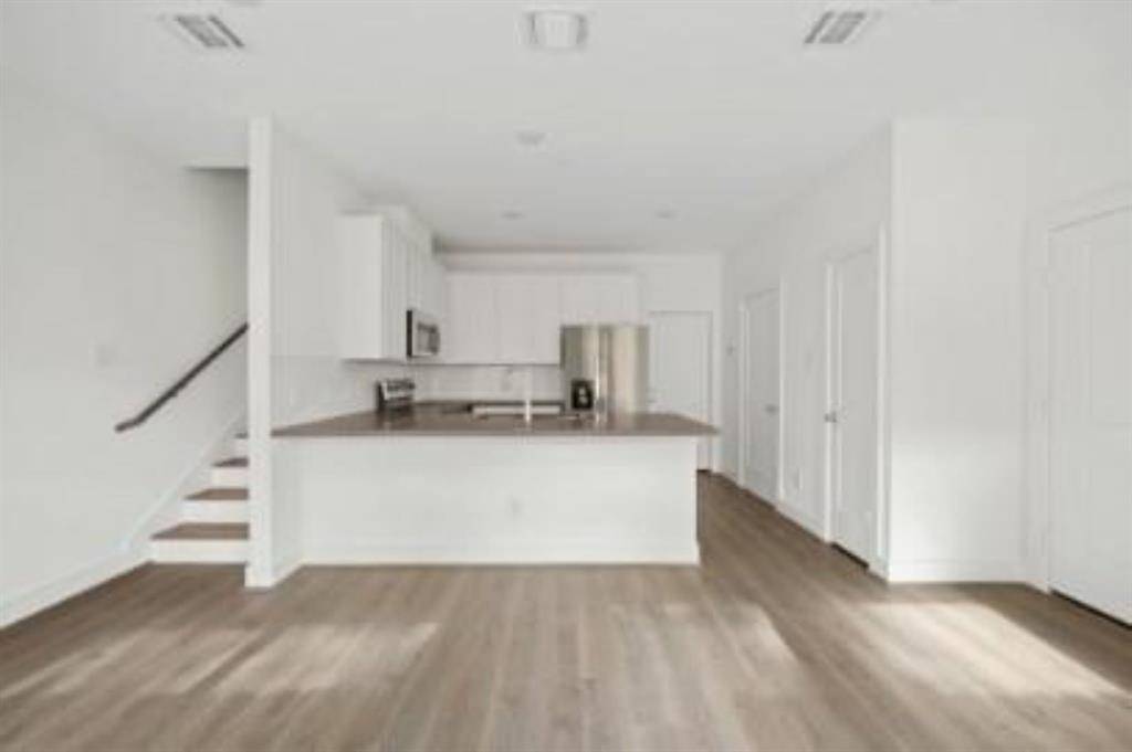 Houston, TX 77091,829 Paul Quinn ST #A