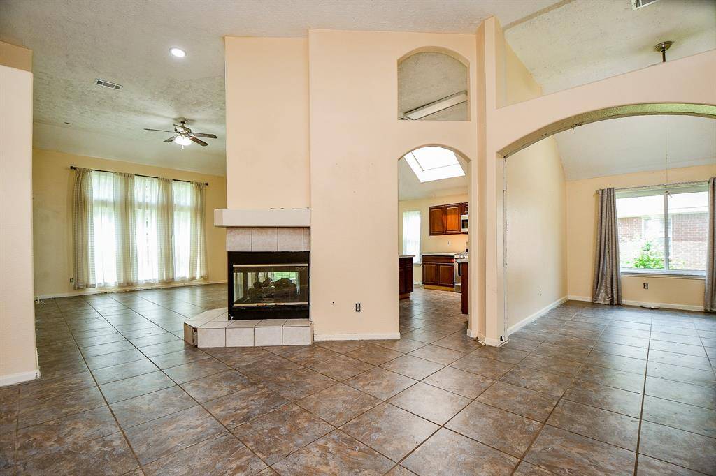 Katy, TX 77449,21103 Diamond Rock CT