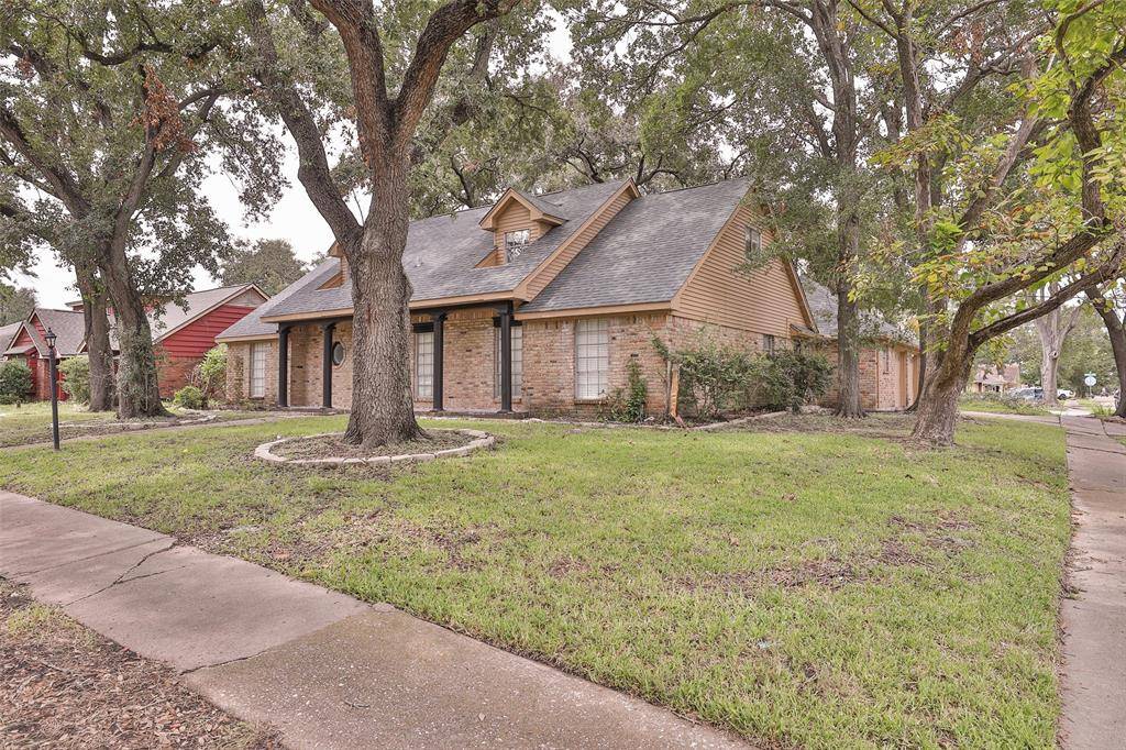 Houston, TX 77034,231 Viceroy DR