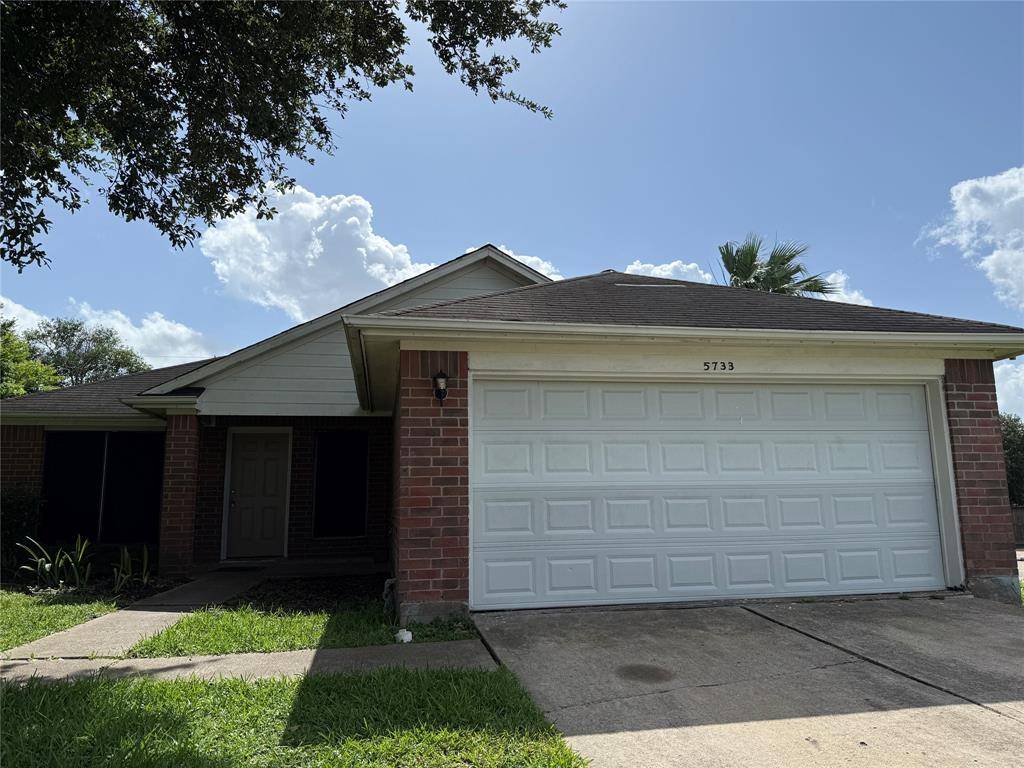 Houston, TX 77053,5733 Ingomar WAY