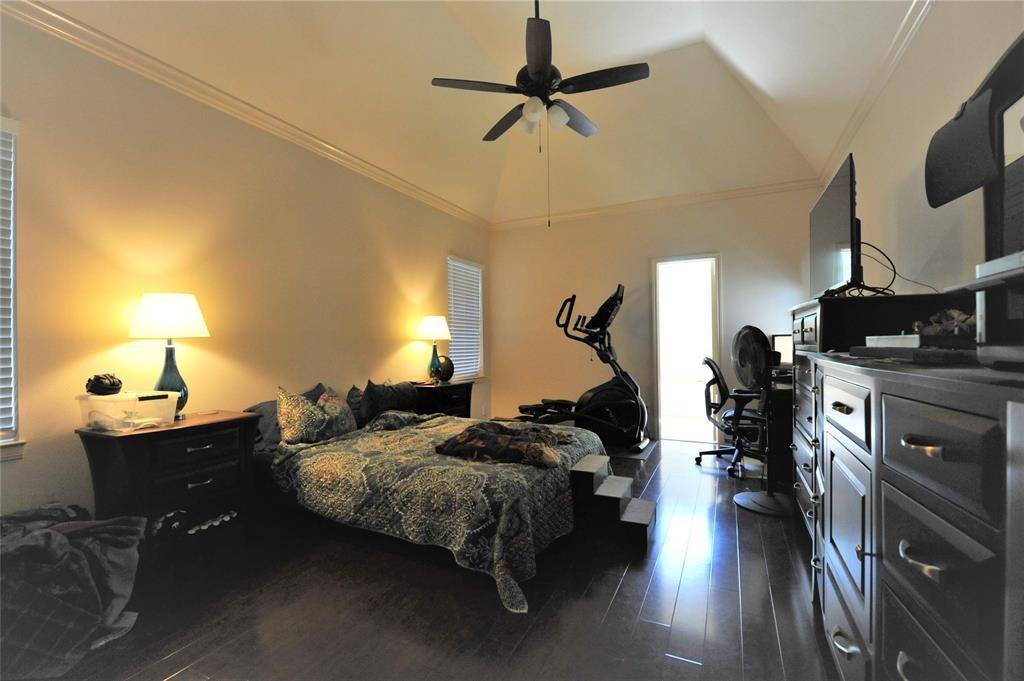 Sugar Land, TX 77478,1711 S Medio River CIR