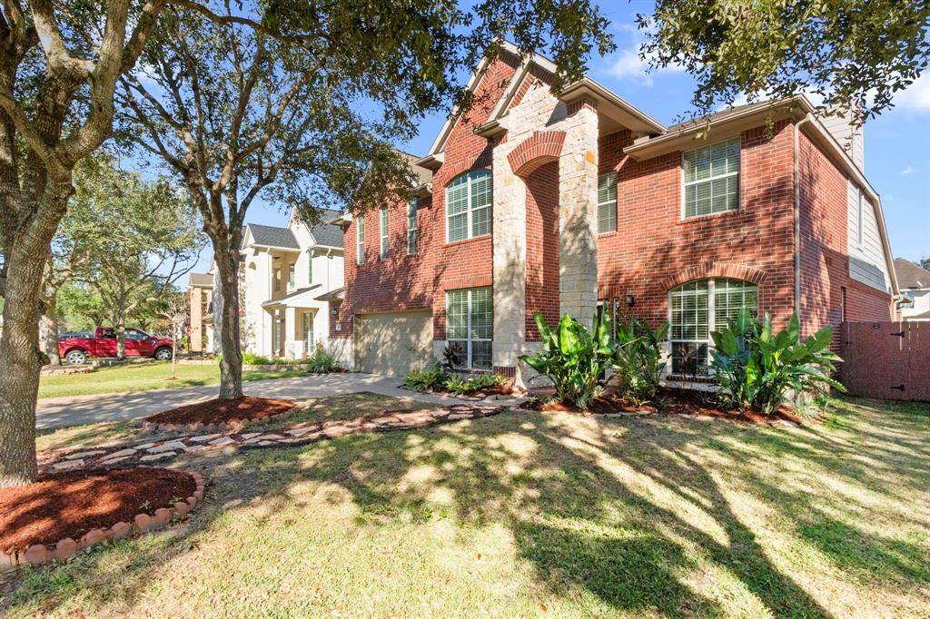 League City, TX 77573,411 White Oak Pointe