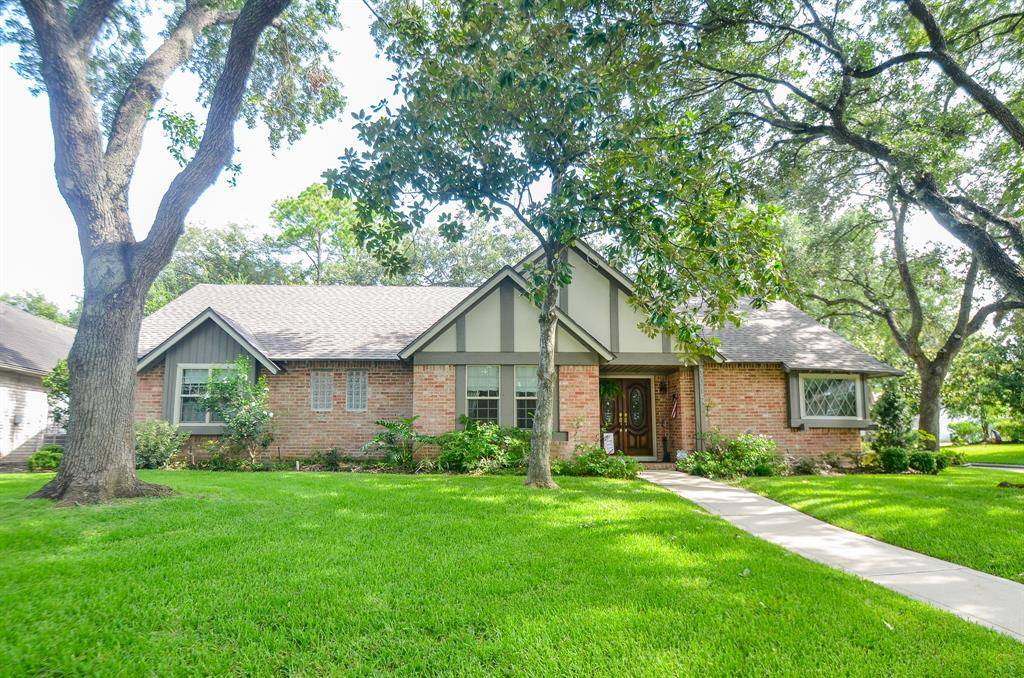 Sugar Land, TX 77478,3015 Bainbridge CT