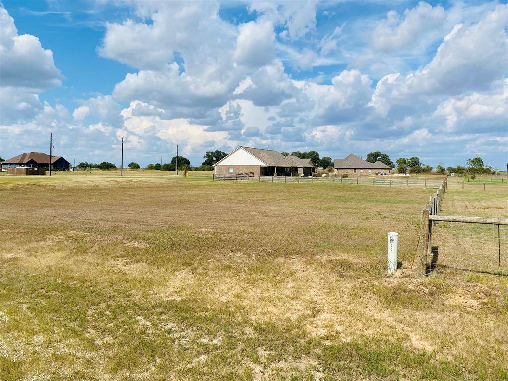 Sealy, TX 77474,5744 Colony DR