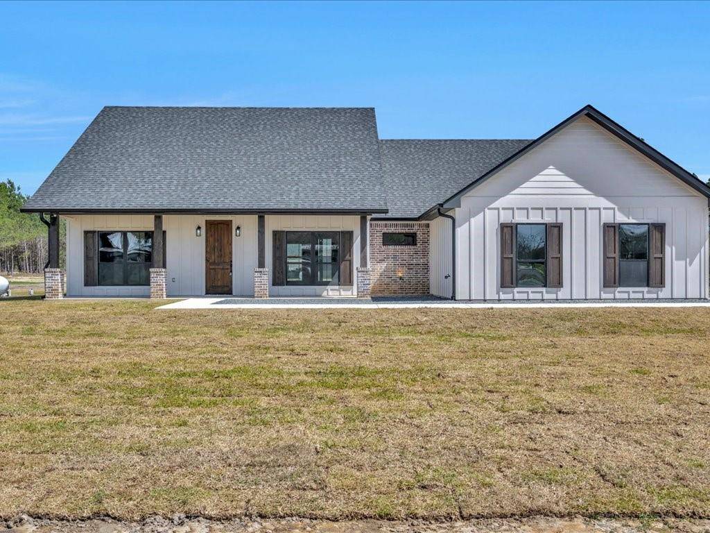 Huntington, TX 75949,105 Ralph Nerren RD