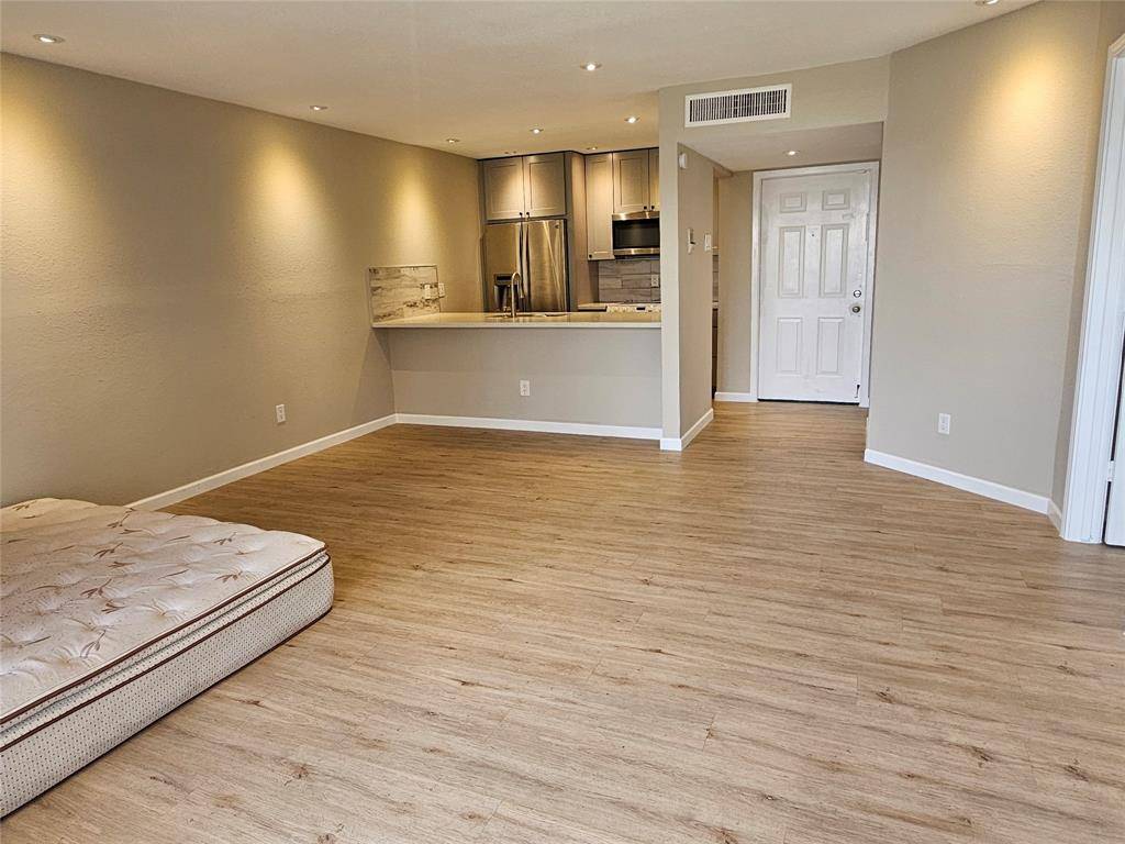 Houston, TX 77054,2818 S Bartell DR #2