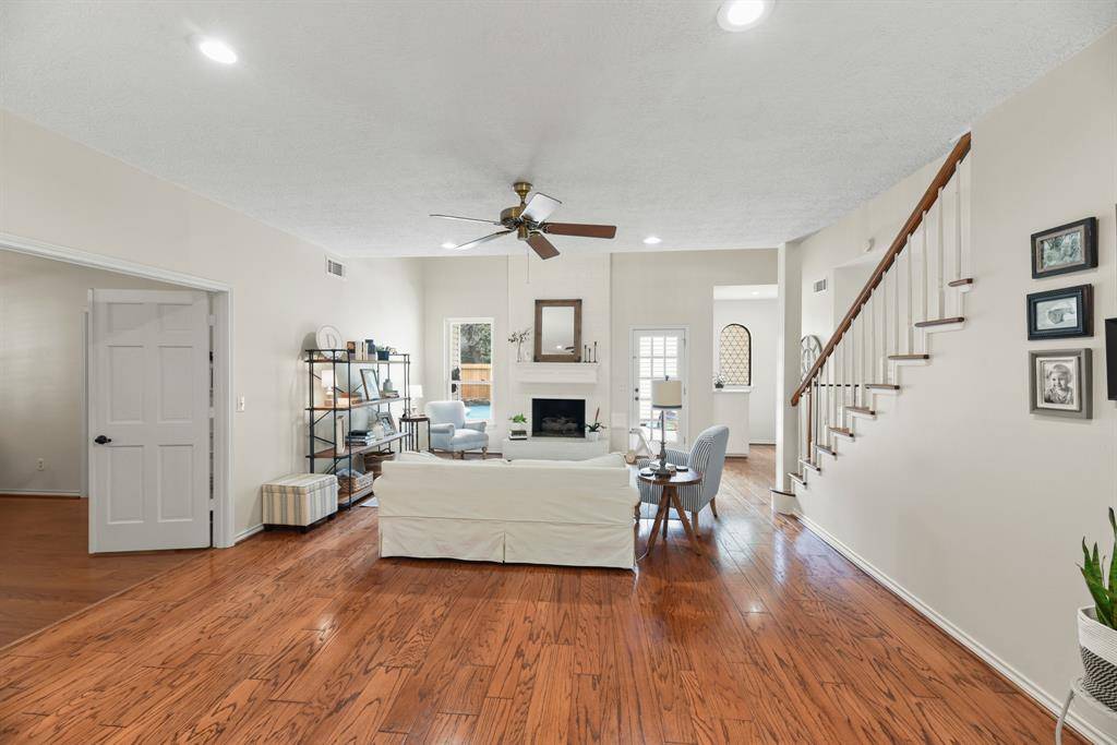 The Woodlands, TX 77381,3 Dunlin Meadow CT