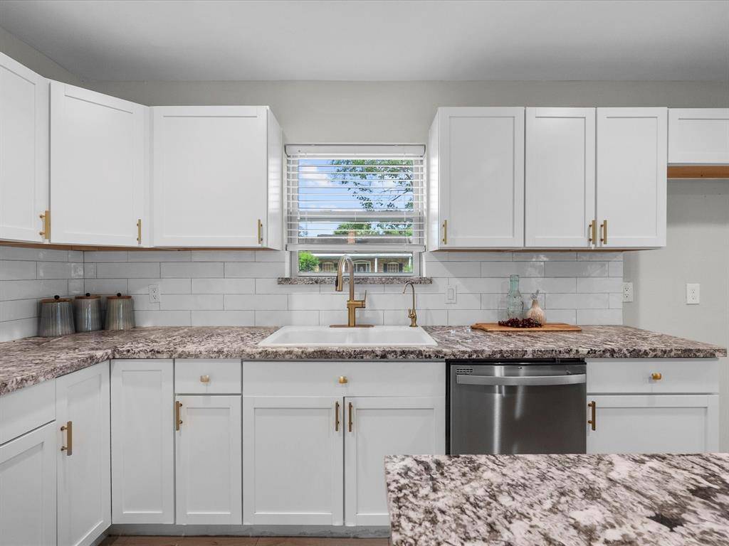 Seabrook, TX 77586,618 Forest Lake DR