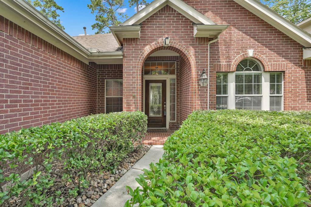The Woodlands, TX 77382,6 Caelin CT