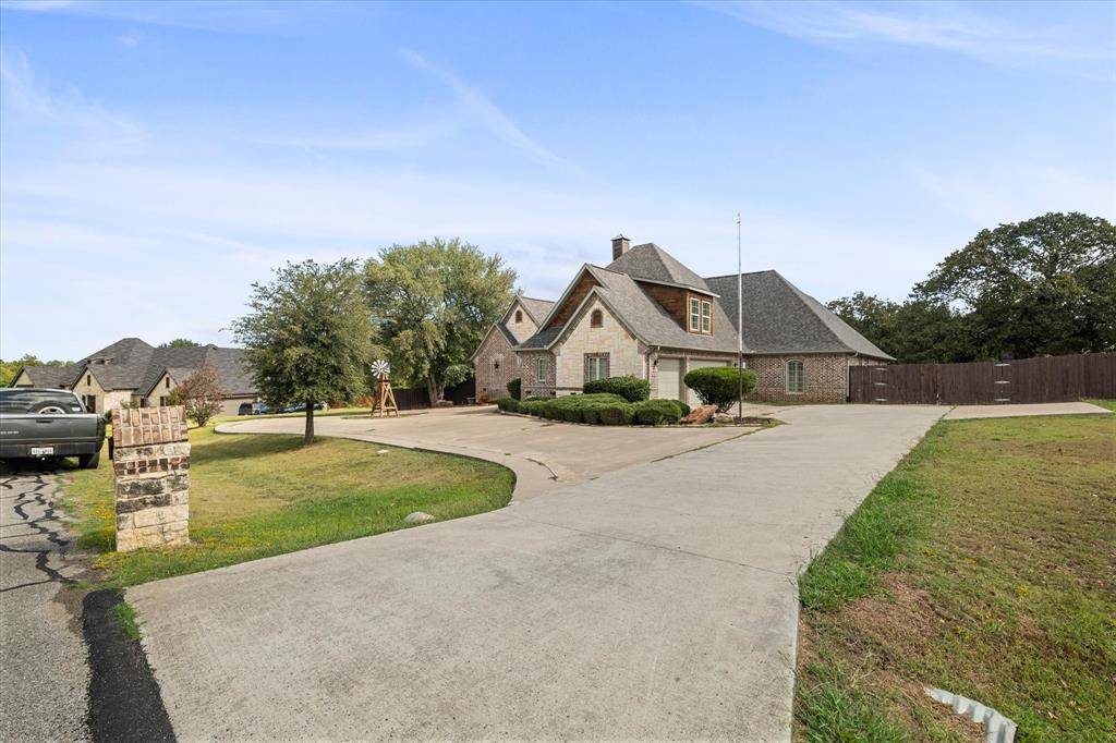 Denison, TX 75021,104 Tananger Springs DR