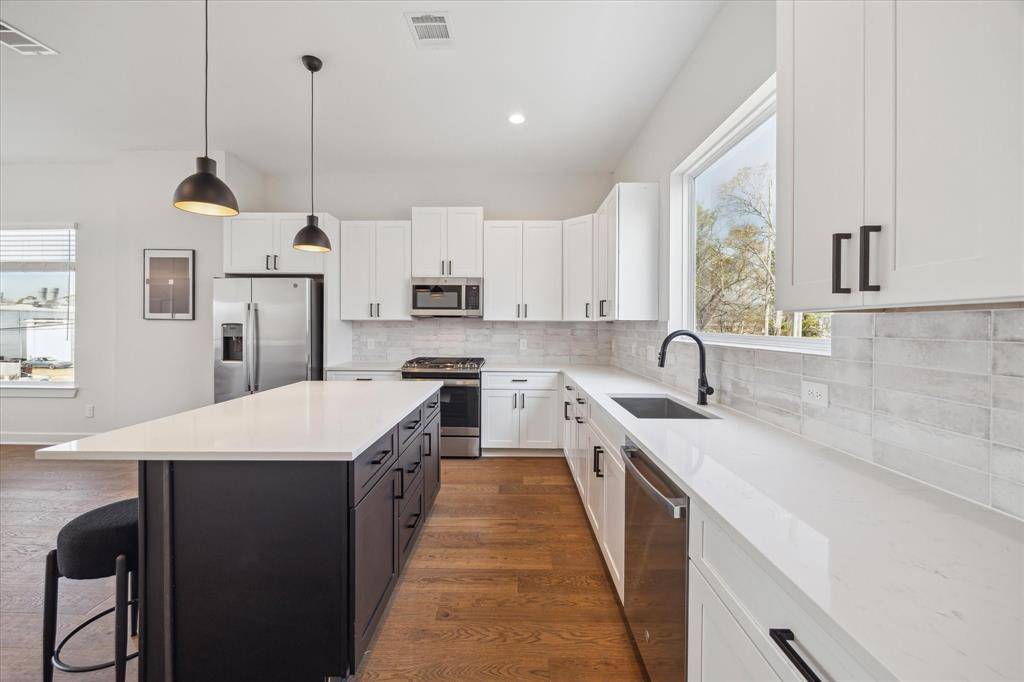 Houston, TX 77018,4716 Moving Meadows Drive