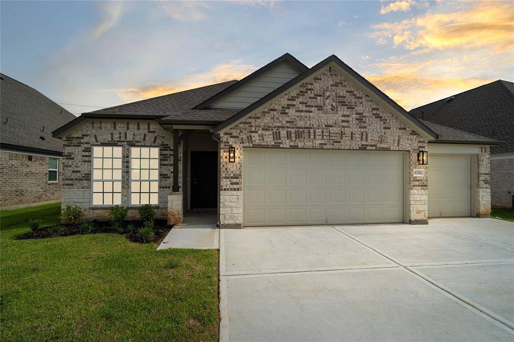 Humble, TX 77338,6718 Little Cypress Creek TRL