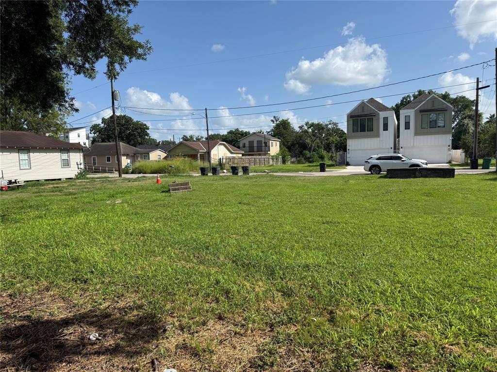 Houston, TX 77004,3307 Drew ST