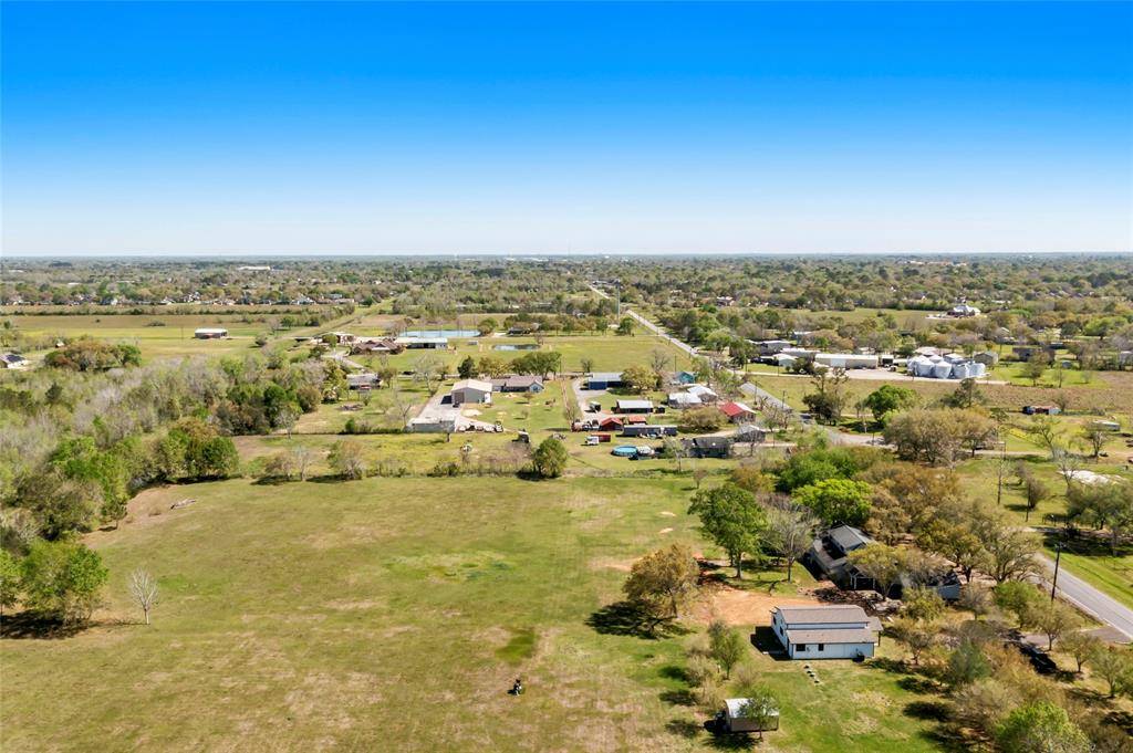 Alvin, TX 77511,2630 Davis Bend RD